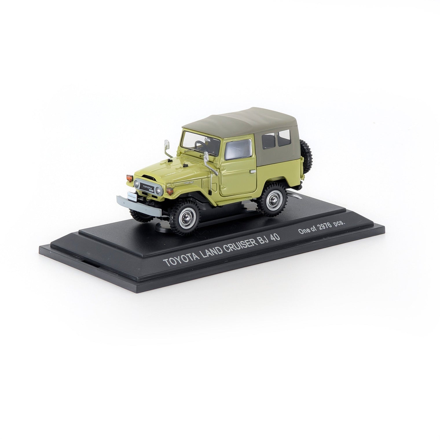 1/43 TOYOTA LAND CRUISER BJ 40(GREEN)