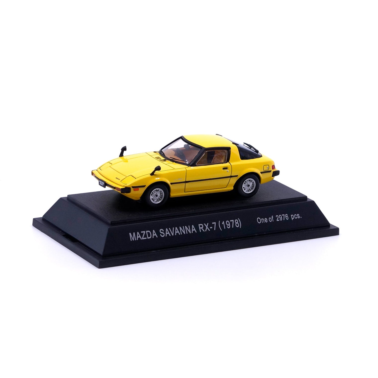 1/43 MAZDA SAVANNA RX-7 (YELLOW)