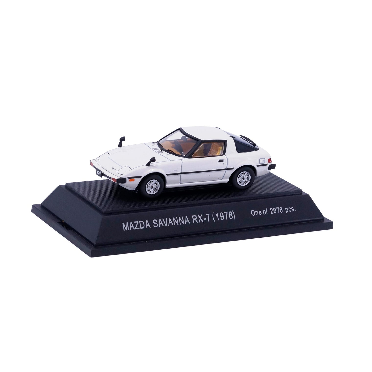 1/43 MAZDA SAVANNA RX-7 (WHITE)