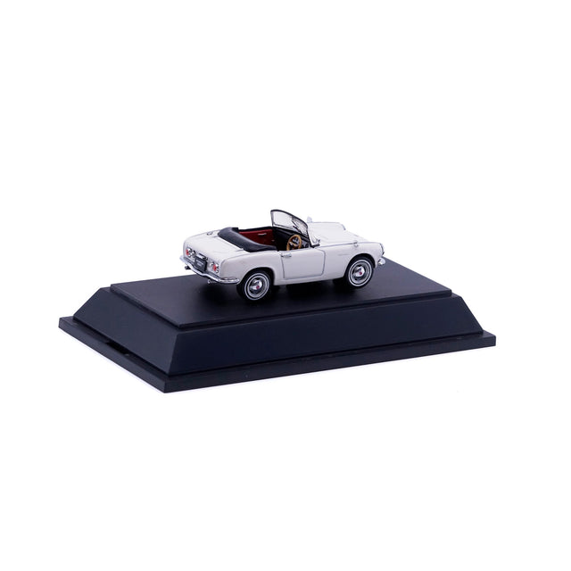 1/43 HONDA S600 (WHITE)