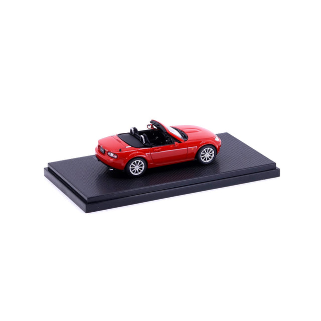 1/43 MAZDA ROADSTER 2005 (TRUE RED)