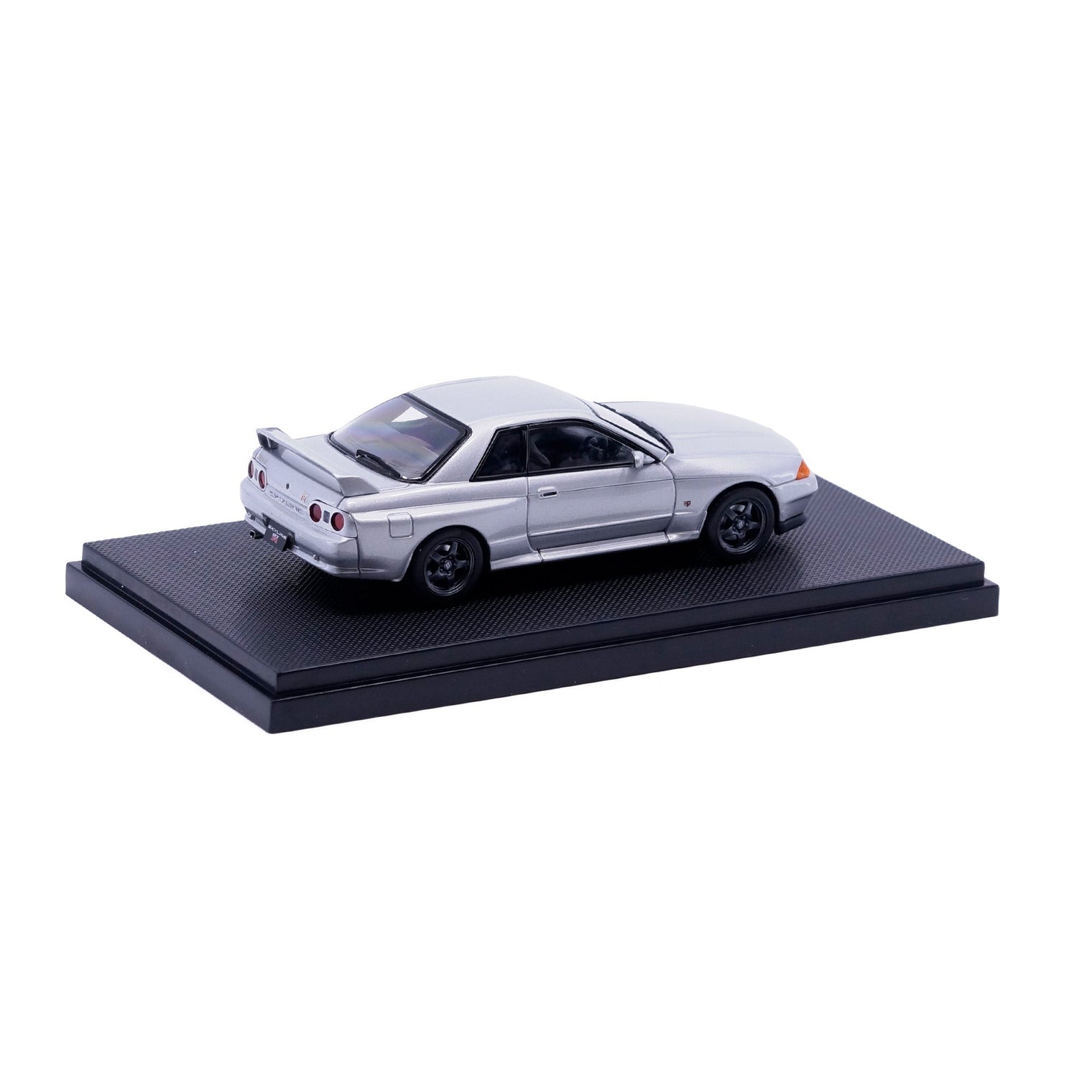 1/43 NISSAN SKYLINE GT-R (R32) (SILVER)