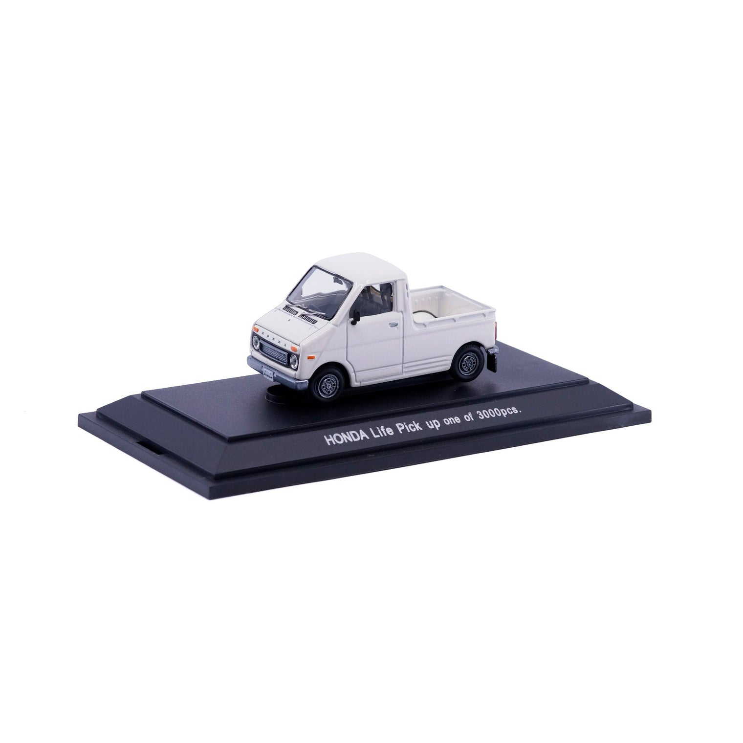 1/43 HONDA LIFE PICK UP (IVORY)