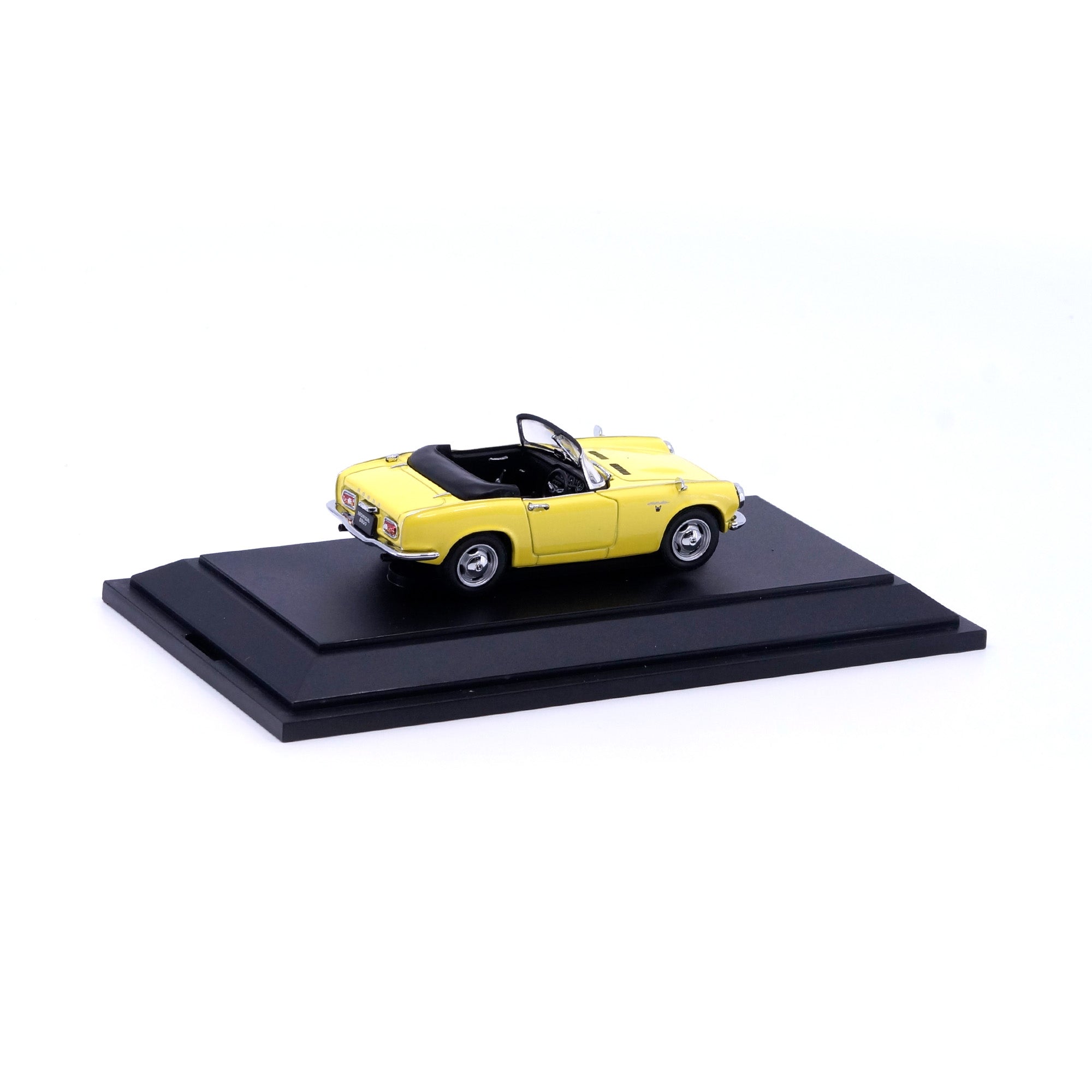 1/43 Honda S800 (YELLOW) – EBBRO