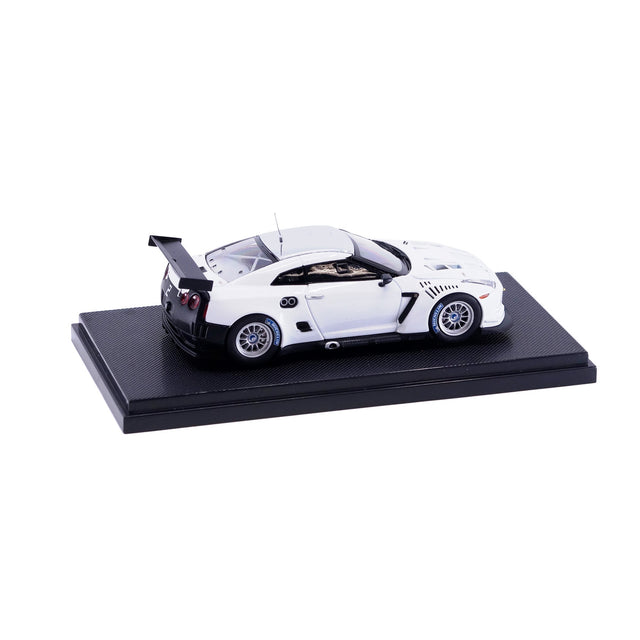 1/43 NISSAN GT-R GT1 2010 ver. Fuji shake down No.2 (WHITE)