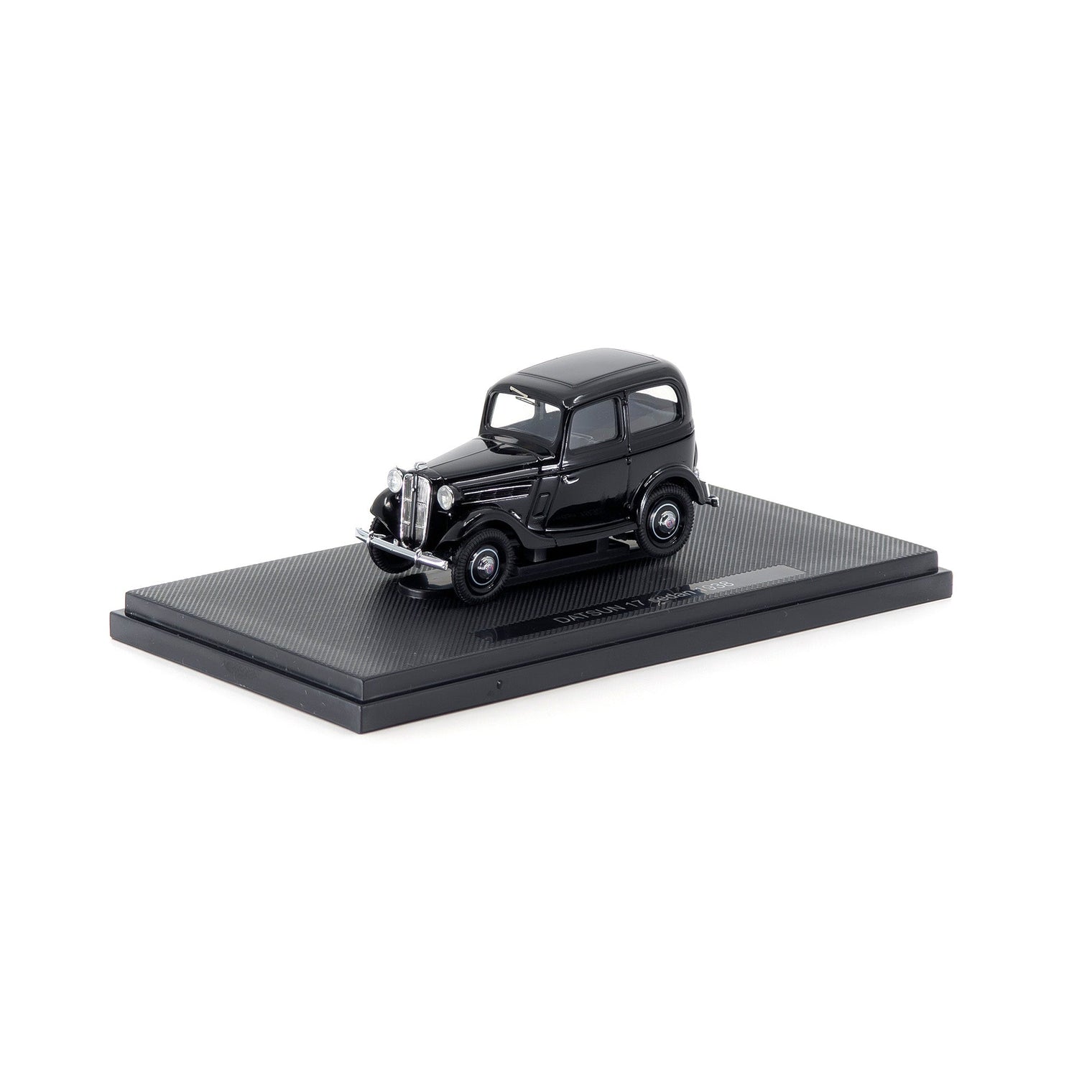 1/43 DATSUN 17 sedan 1938 (BLACK)