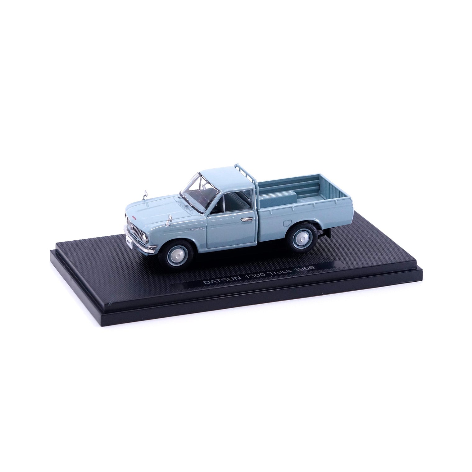 1/43 DATSUN 1300 Truck 1966 (GRAY)