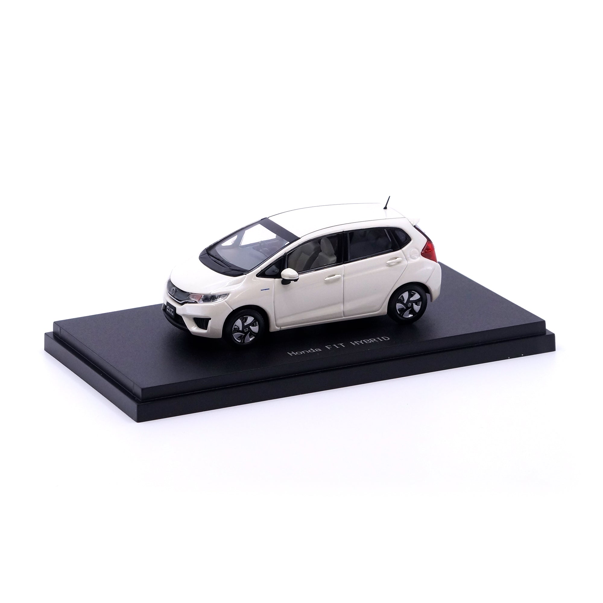 1/43 Honda FIT HYBRID (Premium White Pearl) – EBBRO