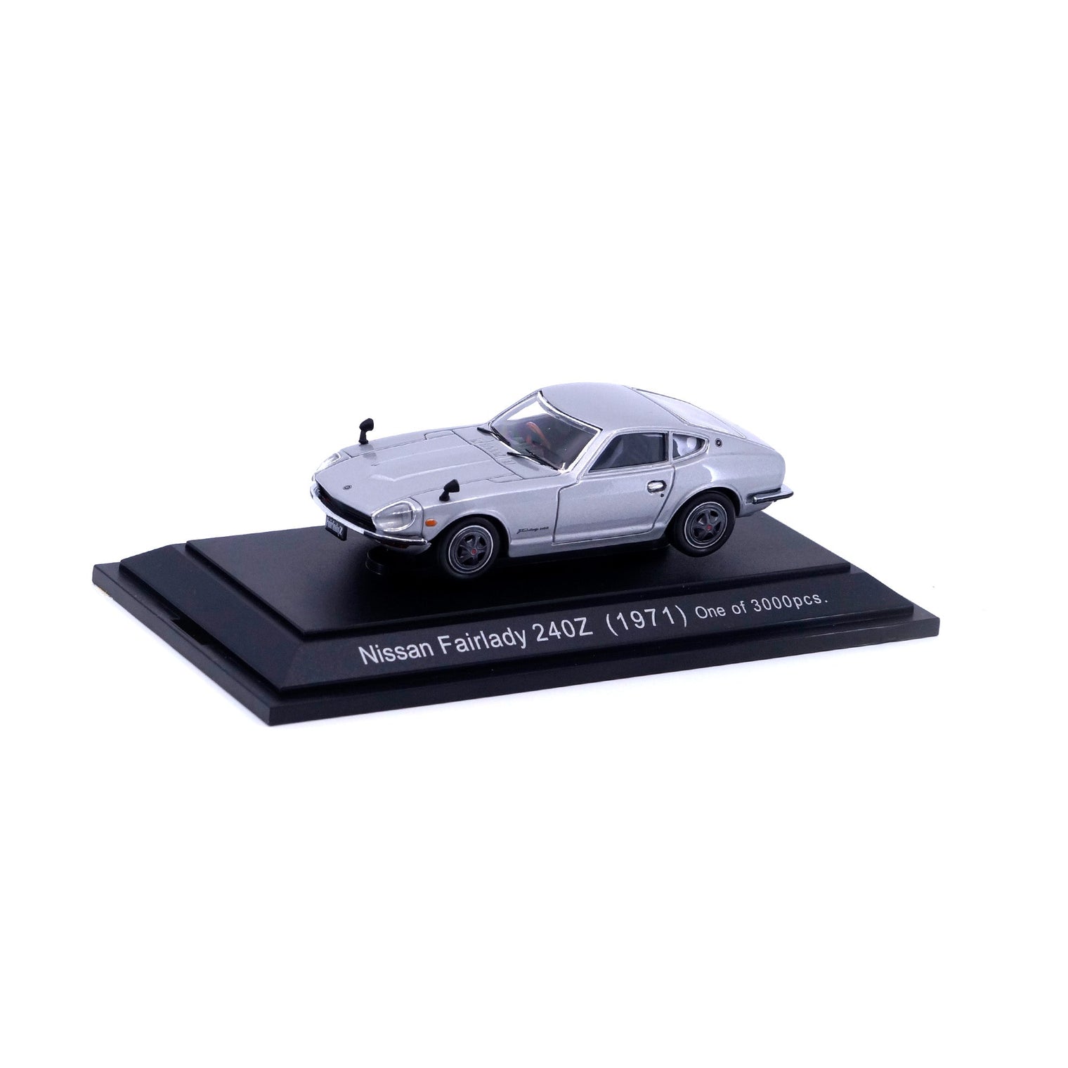 1/43 NISSAN FAIRLADY 240Z (SILVER)
