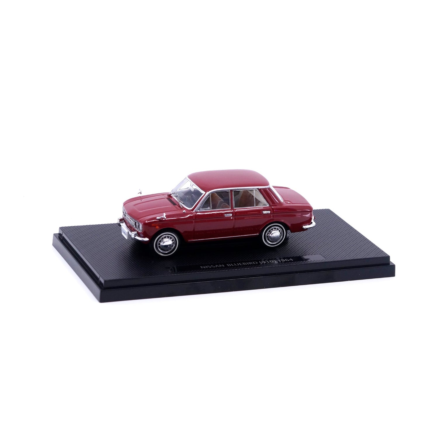 1/43 NISSAN BLUEBIRD 410 1964 (RED)