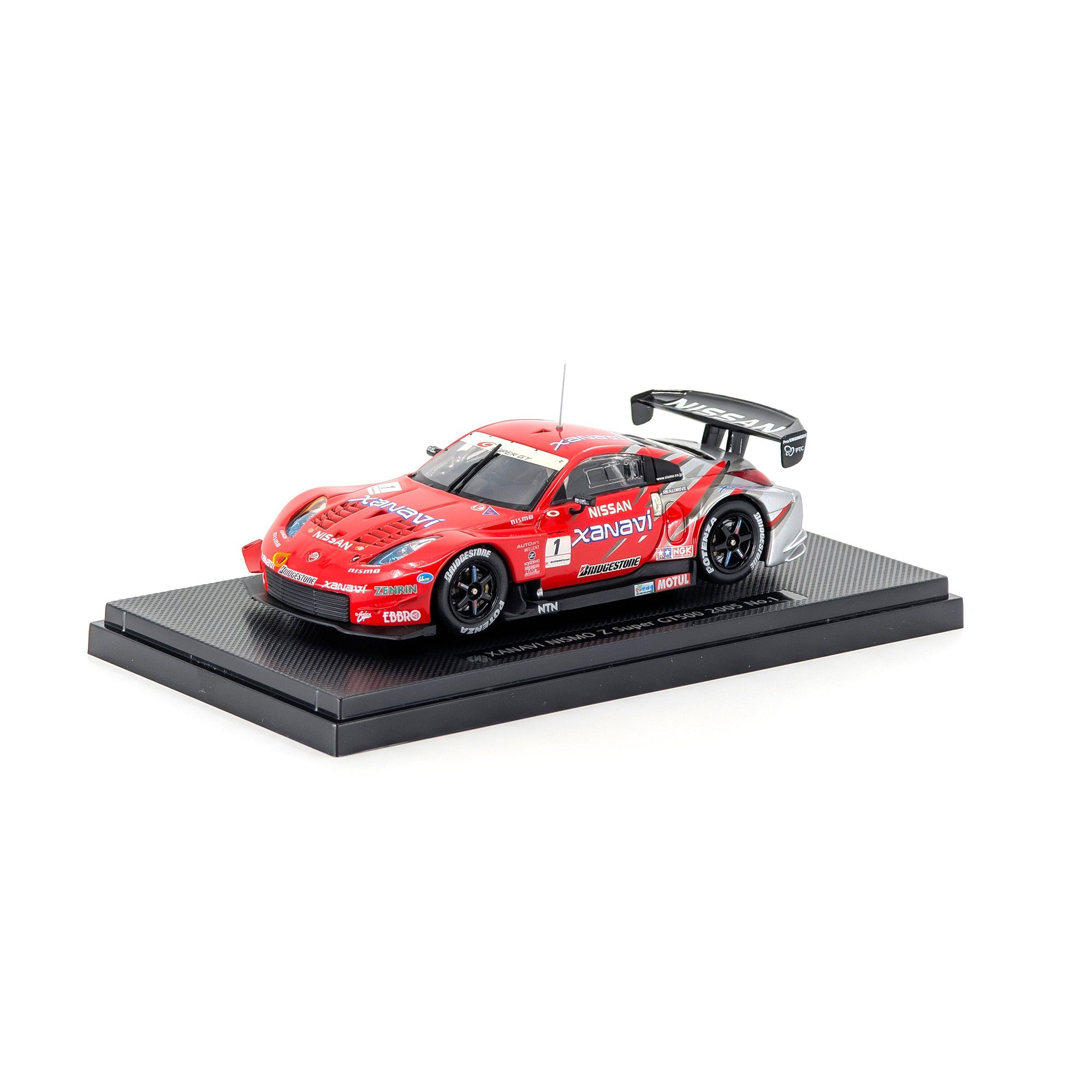 1/43 SUPER GT 2005 XANAVI NISMO Z（SILVER/RED） – EBBRO