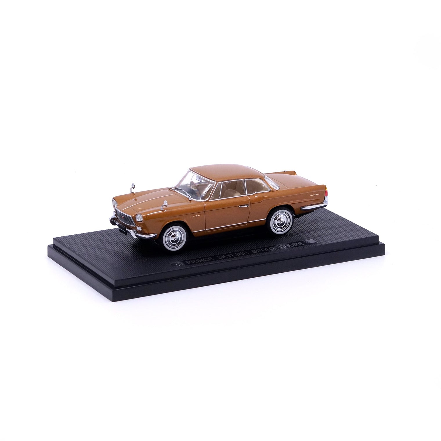 1/43 PRINCE SKYLINE SPORT COUPE (GOLD)